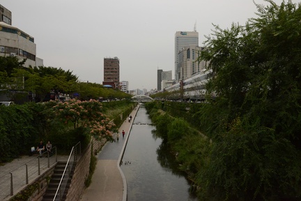 Cheong-gye-cheon - urban waterway